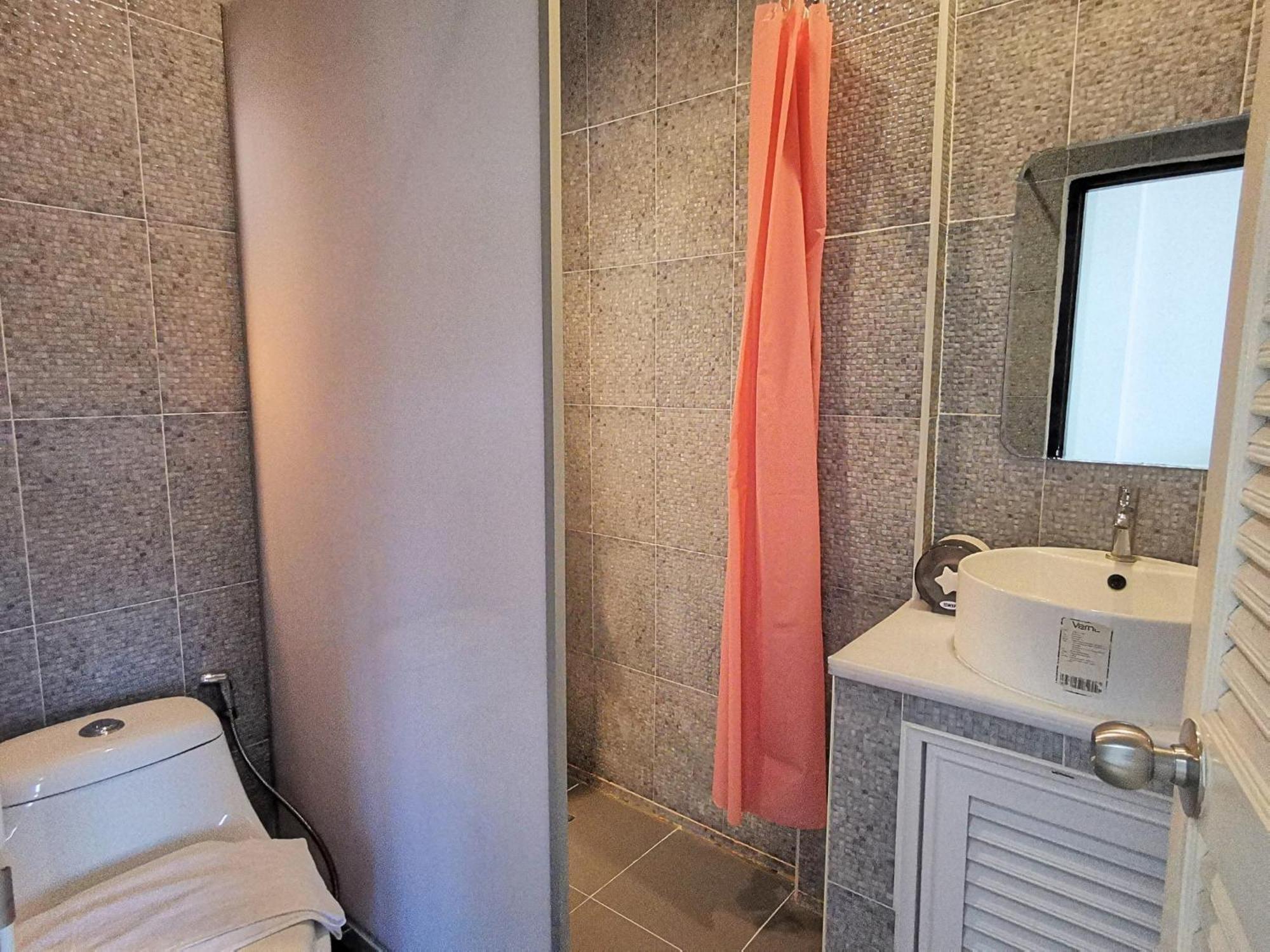 קנצ'נבורי Kan Home Hotel מראה חיצוני תמונה